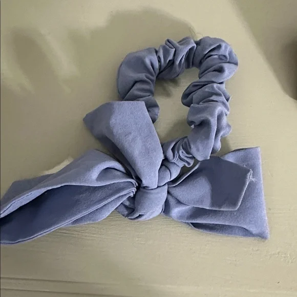 Lululemon Hair Scrunchies - Picture 2 of 7